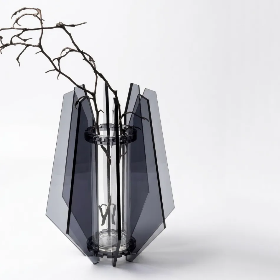 Elegantly Designed Smoked Methacrylate and Glass Vase Made in Italy - Vetria Viadurini
