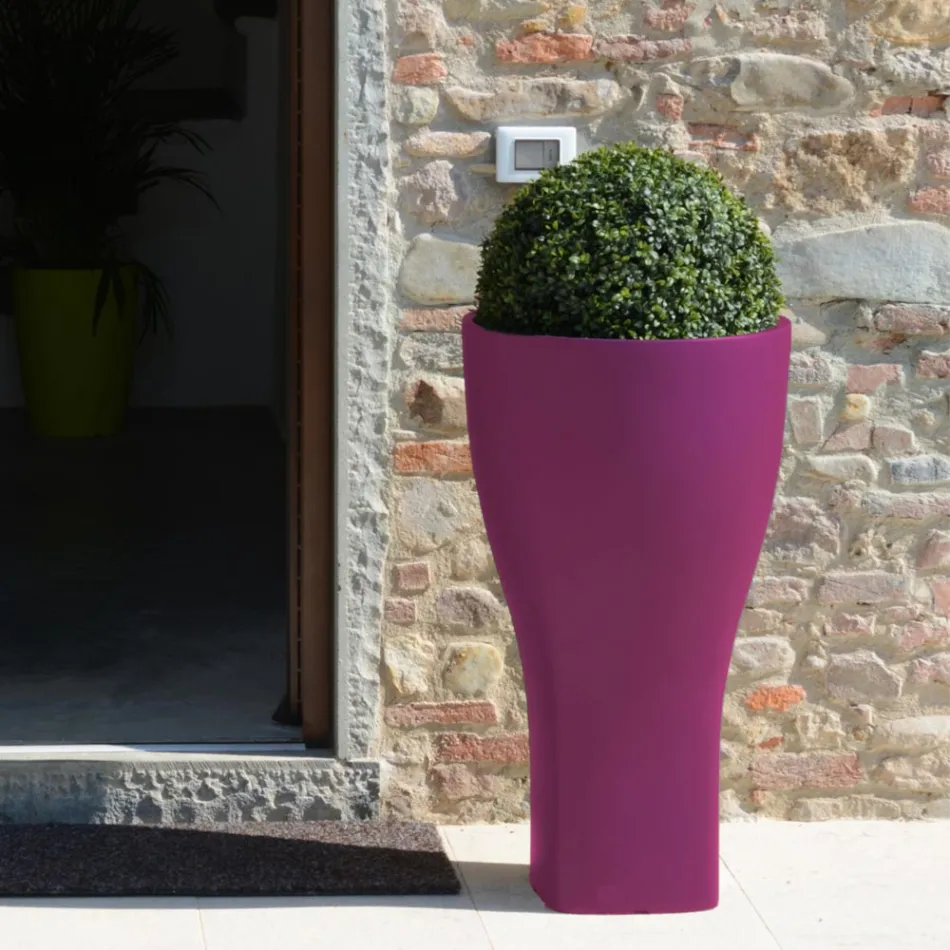 Round Colored Garden Pot in Polyethylene Made in Italy - Tremont Viadurini