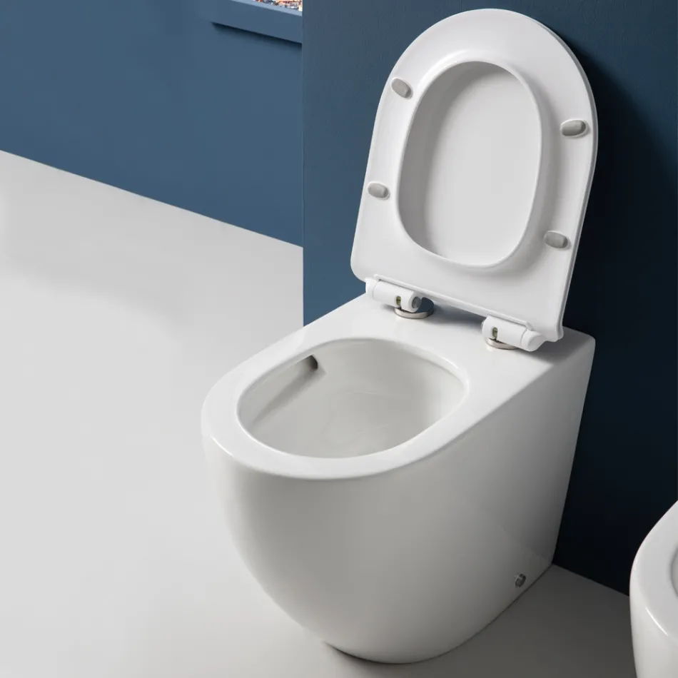 Aralia White Ceramic Floor-Mounted Cyclonic Toilet with Soft-Close Seat Viadurini