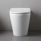 Floor-mounted toilet with slim soft-close seat in white ceramic - Salice Viadurini