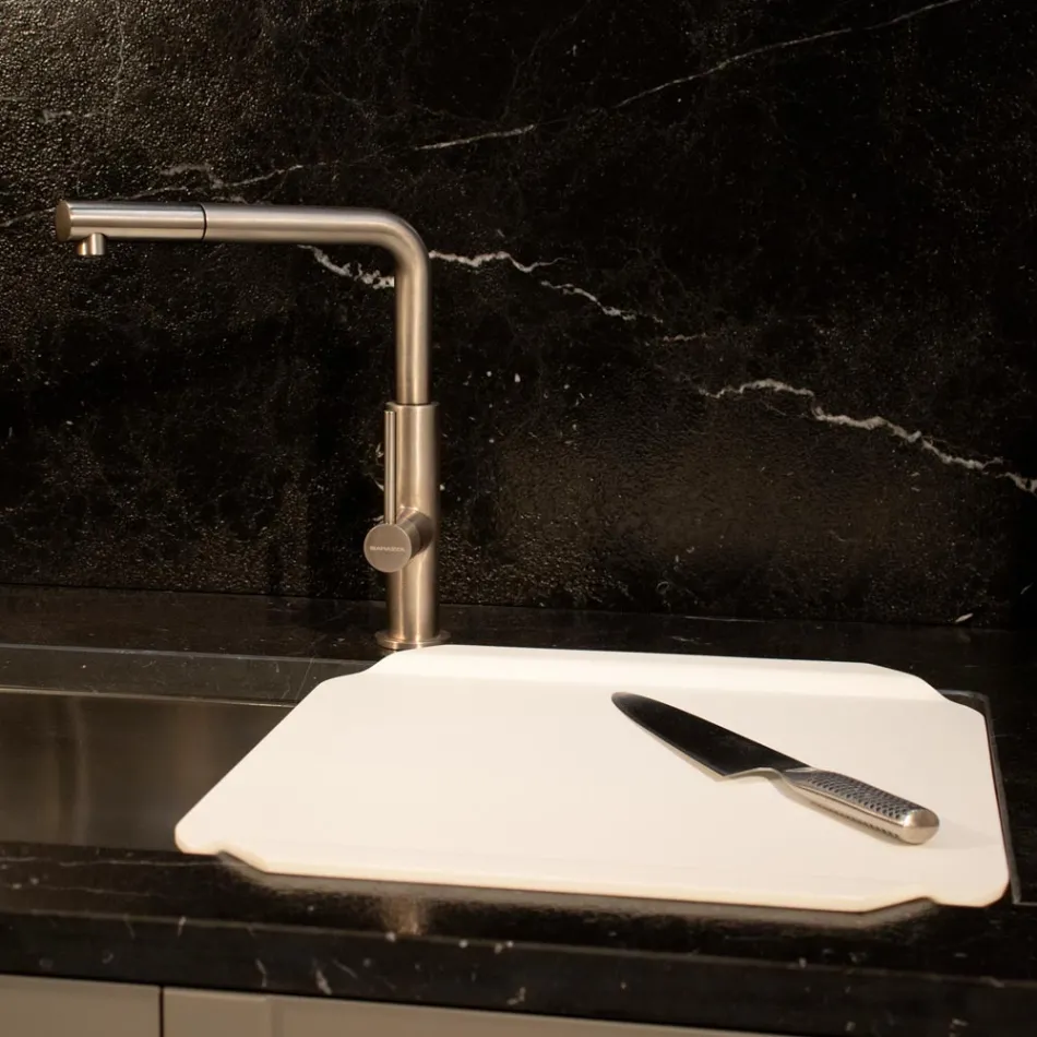 Kitchen Tray or Cutting Board in White Corian Made in Italy Design - Ivanova Viadurini